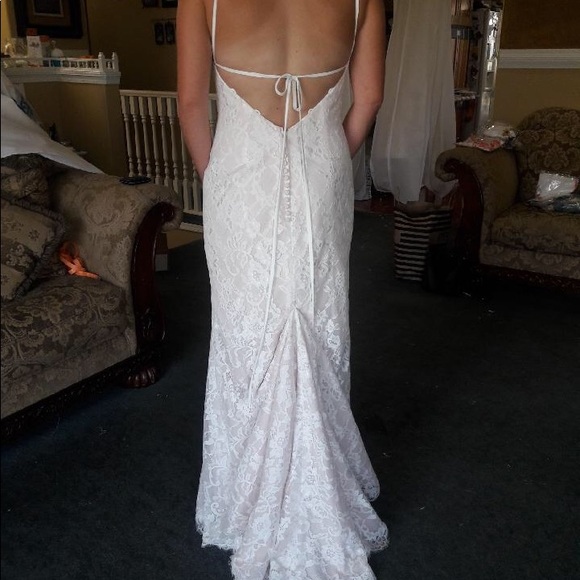 Wedding Dress, new. - Picture 4 of 5